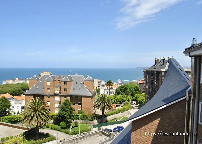 Hotel Ping Pong: Residencia Universitaria Alto de Miranda - RESISANTANDER